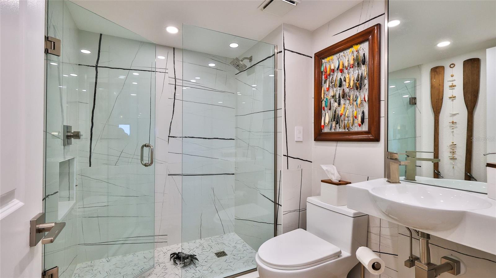 Image 32 of 75 For 501 Causeway  3070