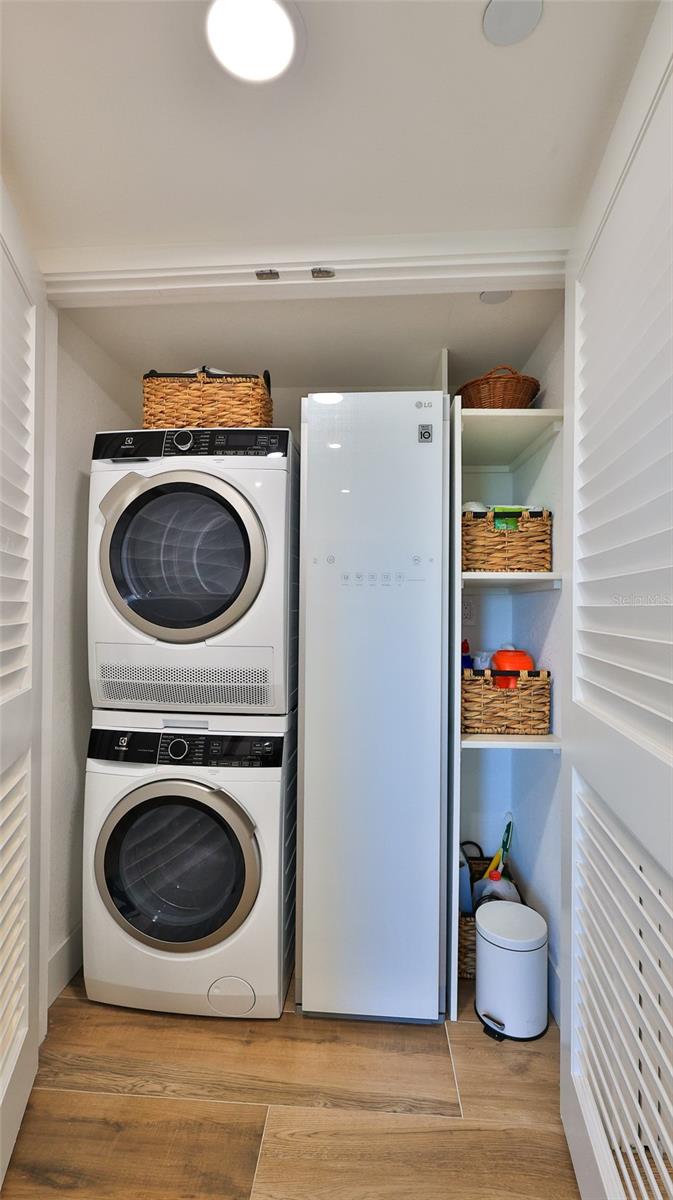 Image 34 of 75 For 501 Causeway  3070