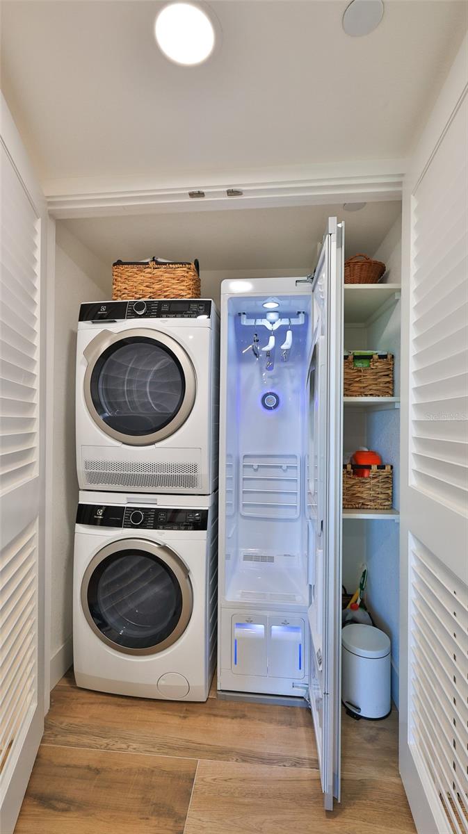 Image 35 of 75 For 501 Causeway  3070