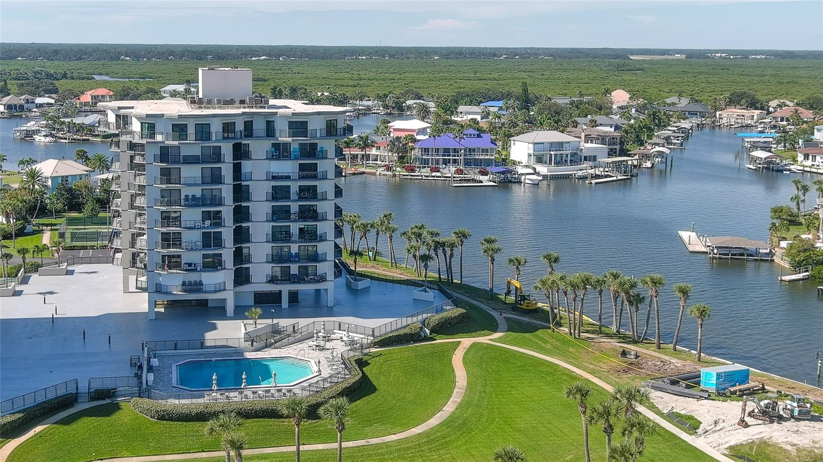 Image 40 of 75 For 501 Causeway  3070