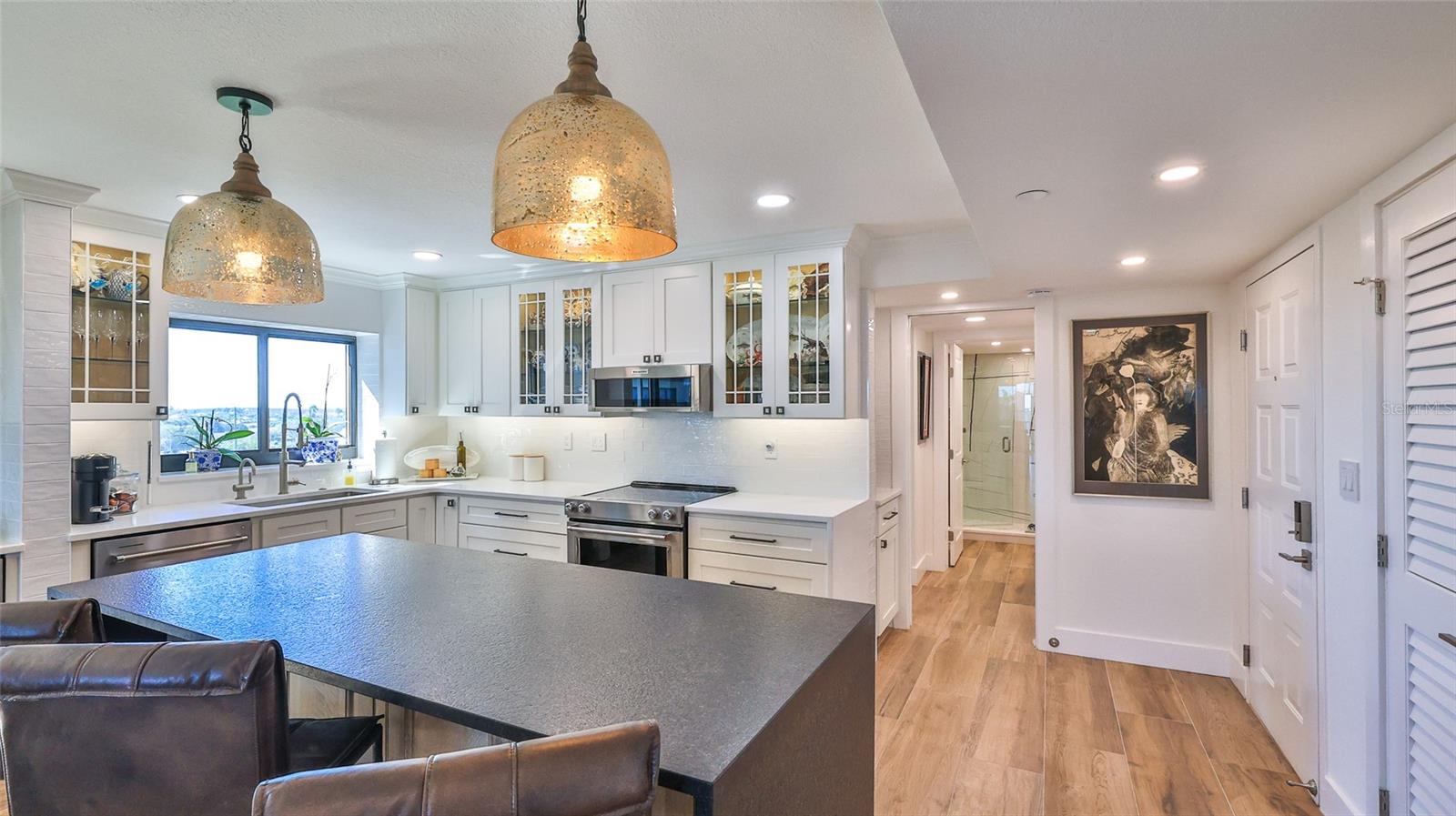 Image 5 of 75 For 501 Causeway  3070