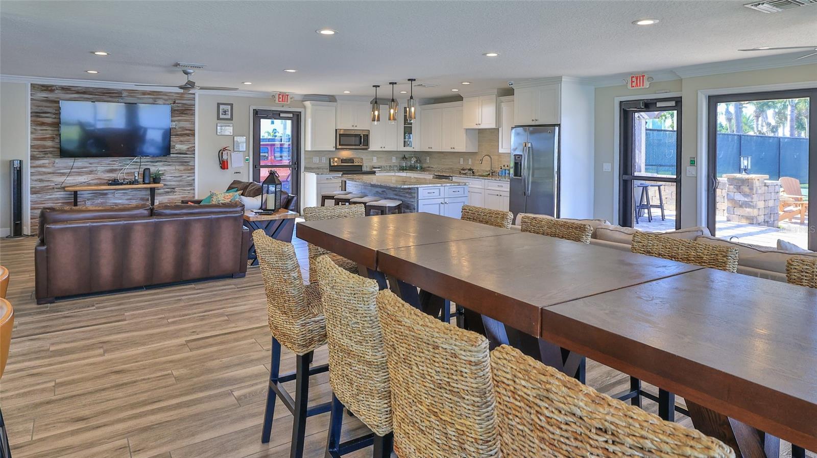 Image 56 of 75 For 501 Causeway  3070