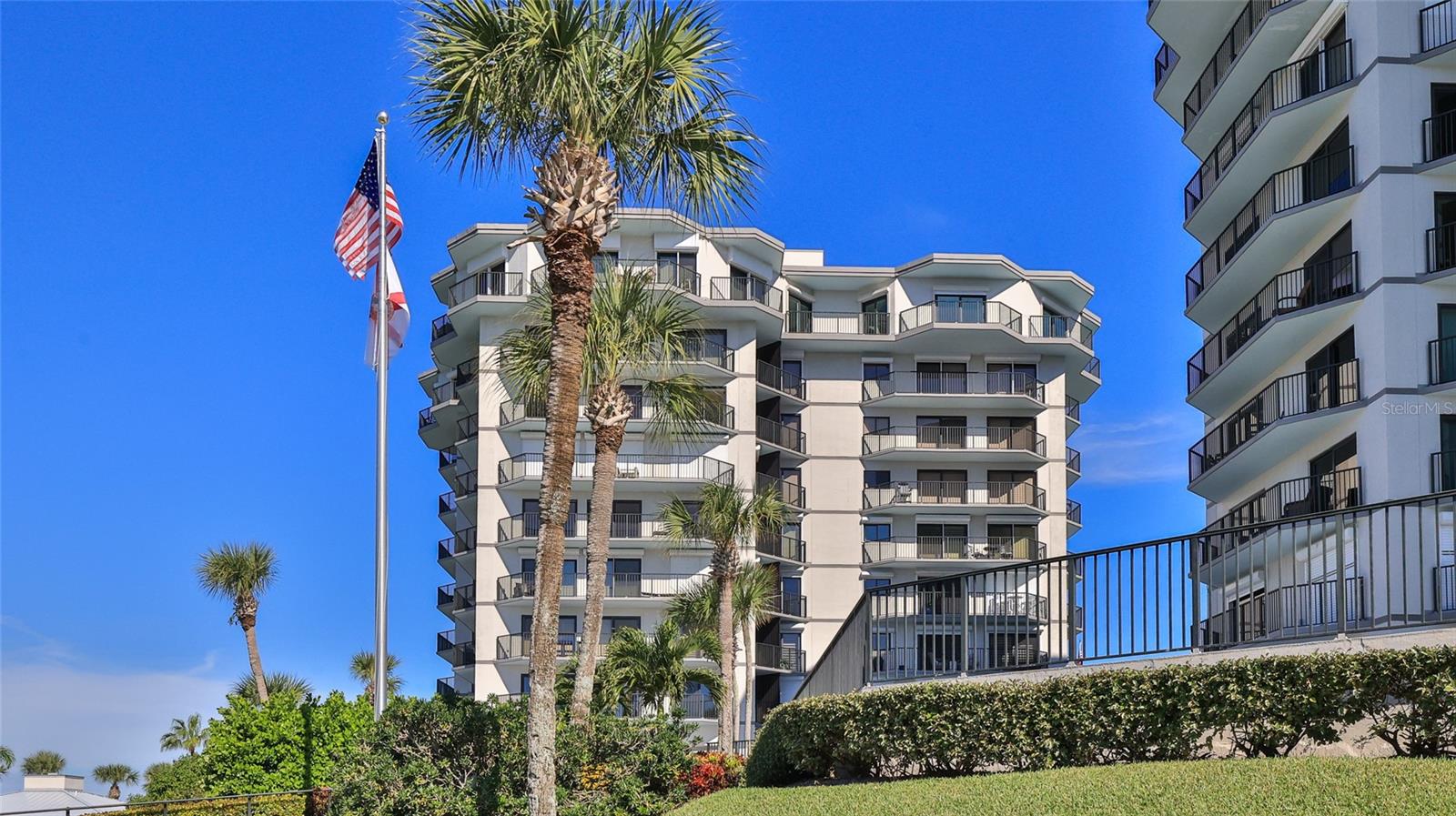 Image 68 of 75 For 501 Causeway  3070