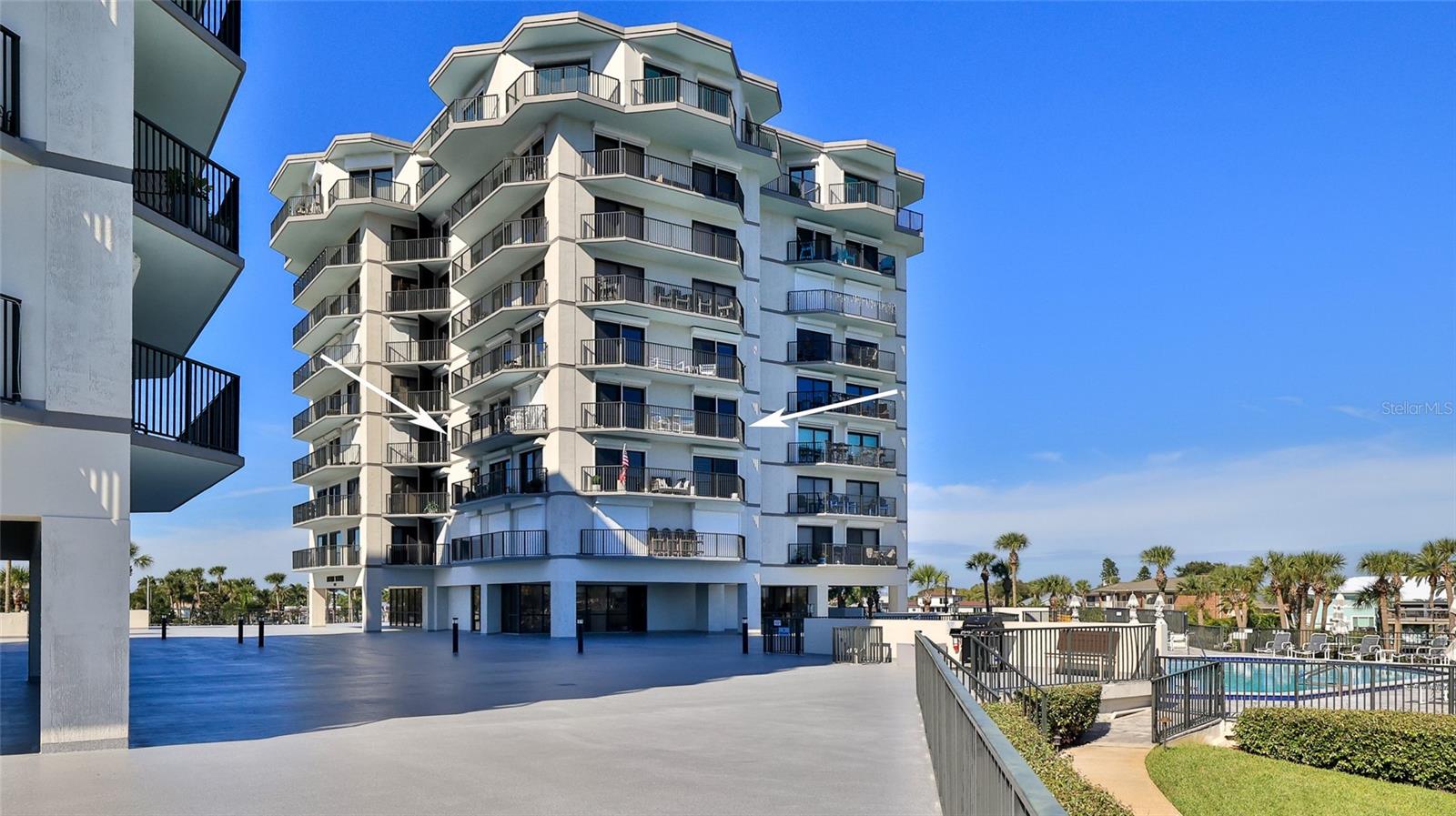 Image 72 of 75 For 501 Causeway  3070