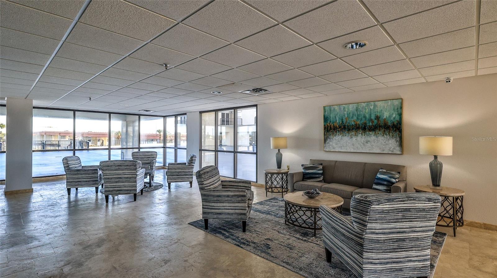 Image 74 of 75 For 501 Causeway  3070