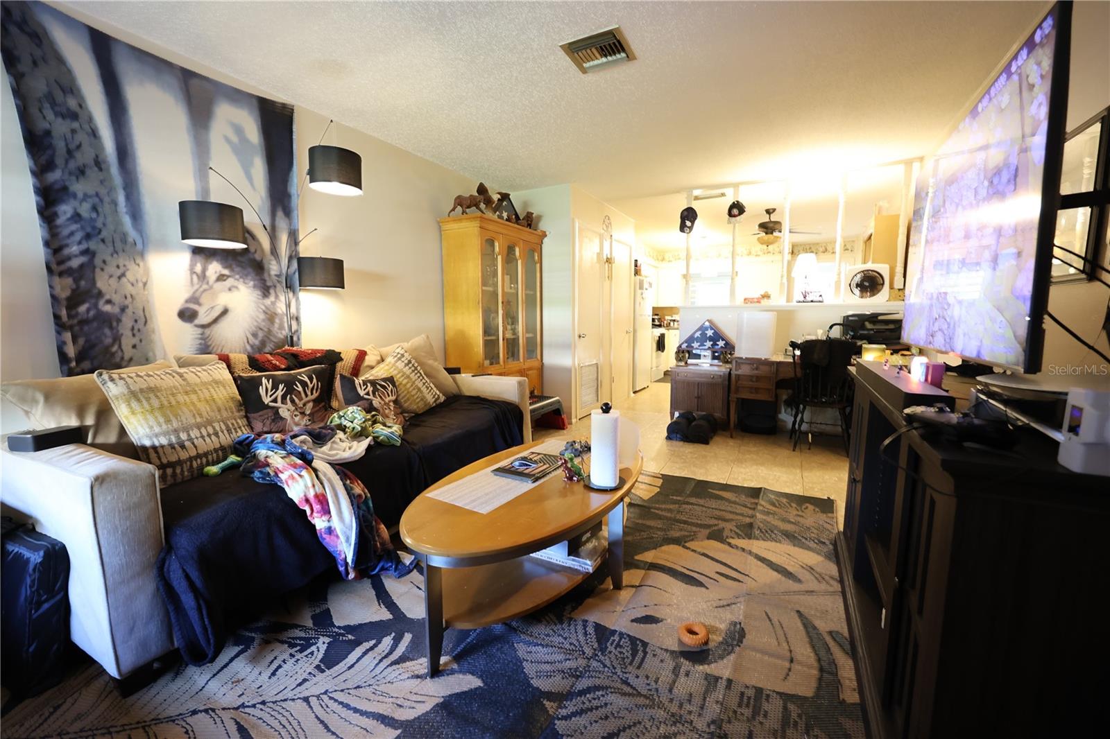 Image 2 of 21 For 566-568 Land Avenue