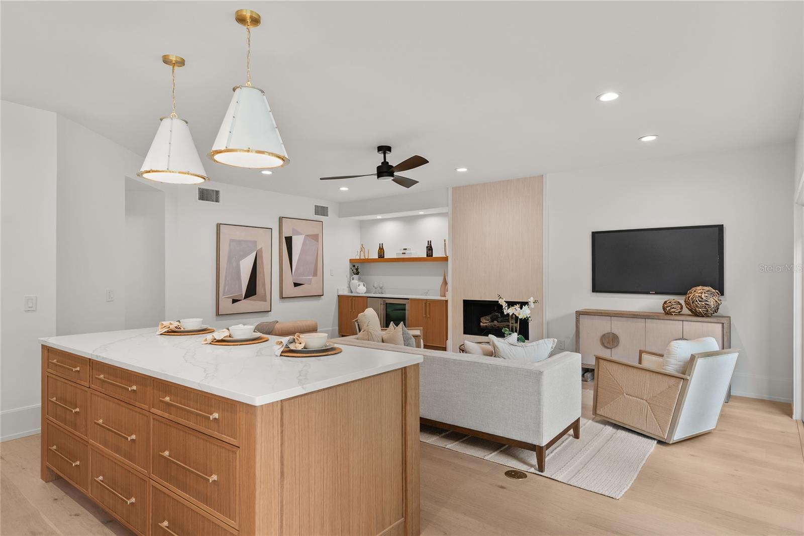 Image 21 of 64 For 1885 Temple Drive