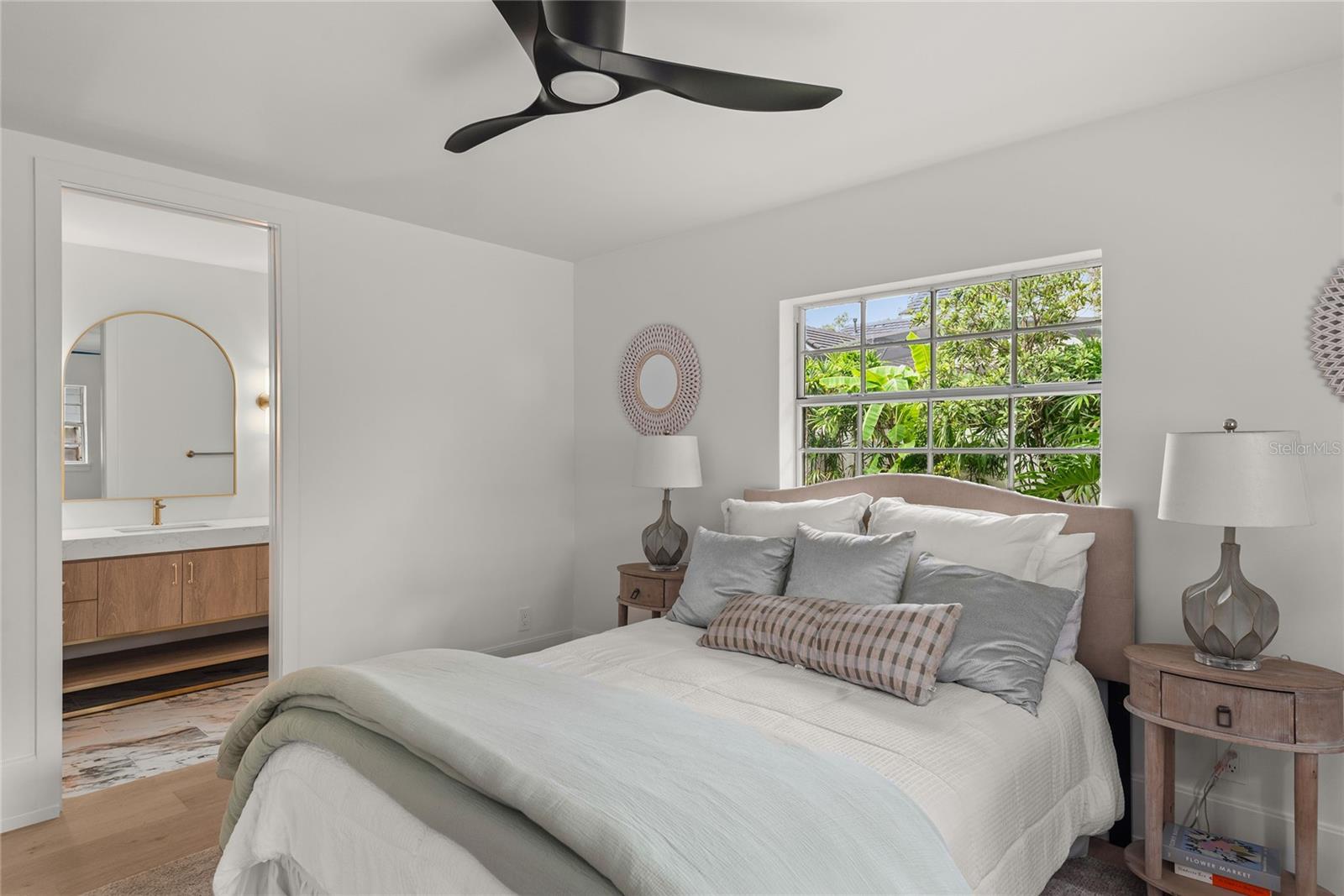 Image 31 of 64 For 1885 Temple Drive