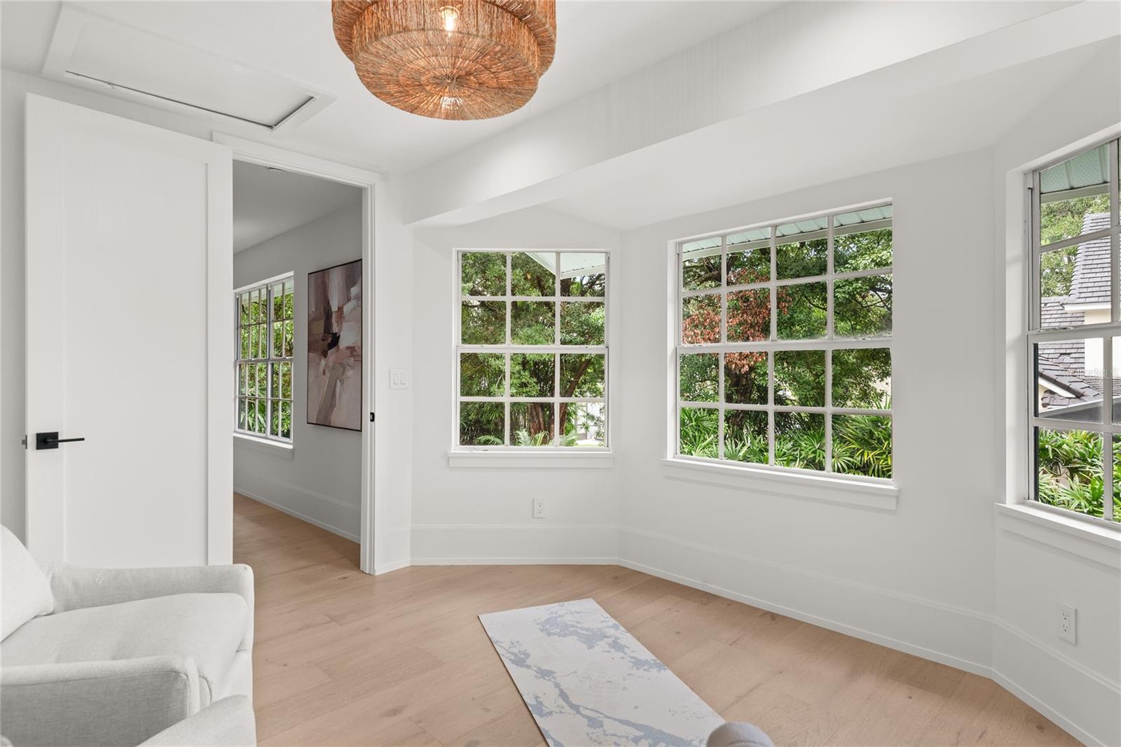 Image 49 of 64 For 1885 Temple Drive