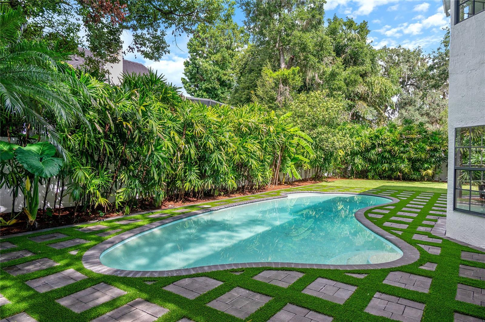 Image 51 of 64 For 1885 Temple Drive