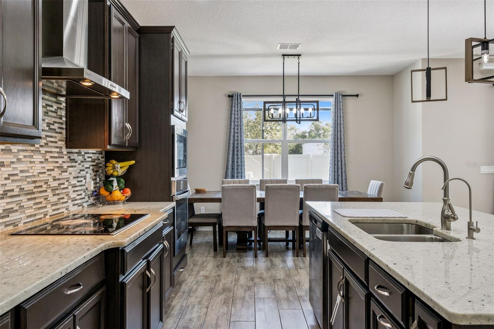 Image 13 of 58 For 1457 Paget Cove