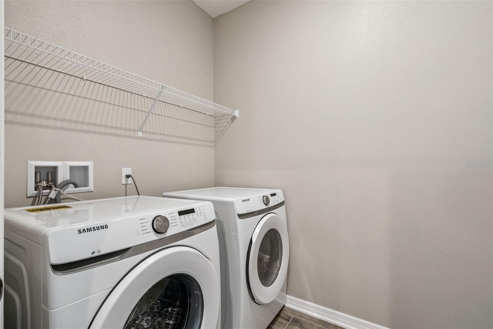 Image 33 of 58 For 1457 Paget Cove