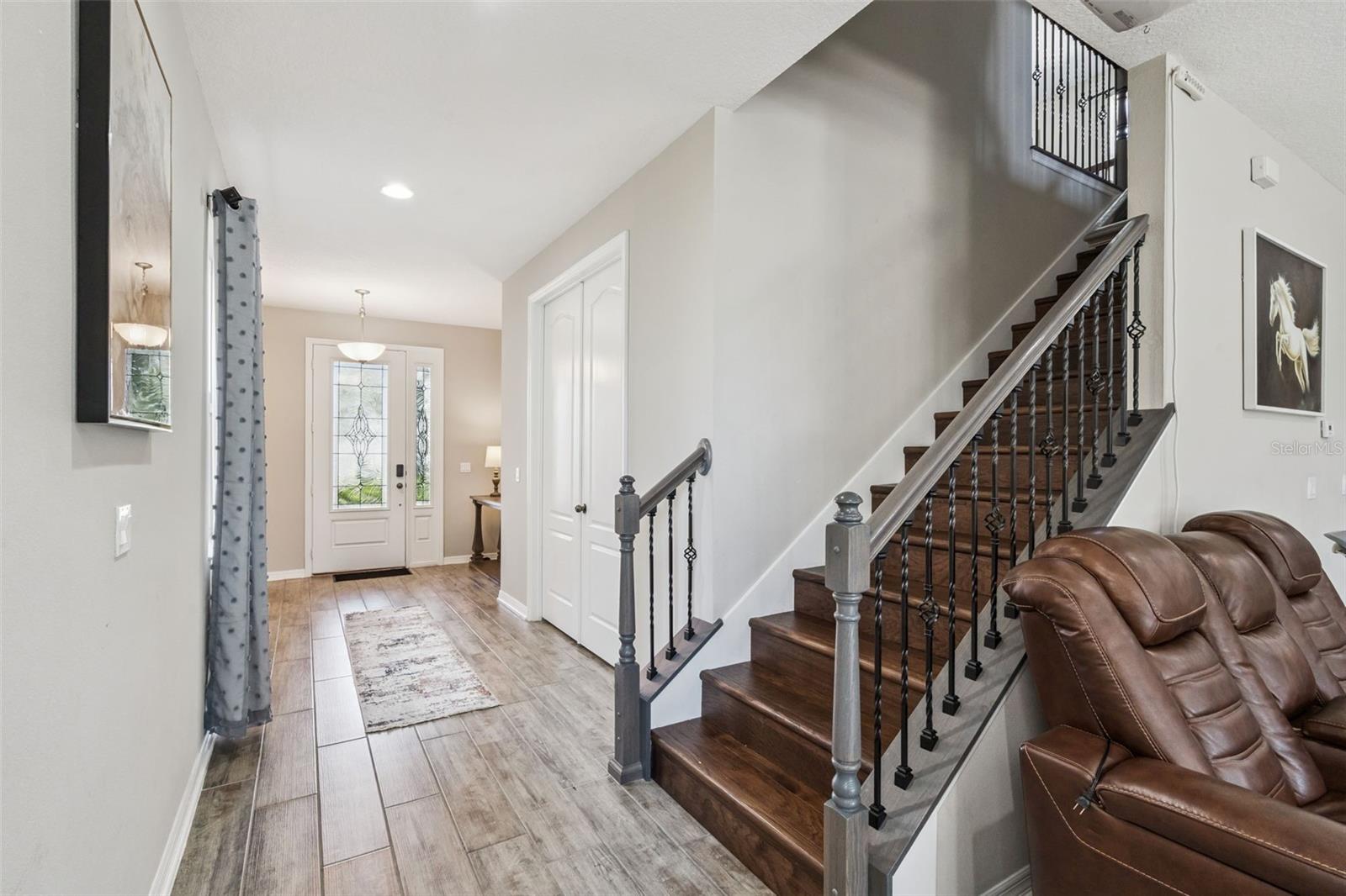 Image 4 of 58 For 1457 Paget Cove