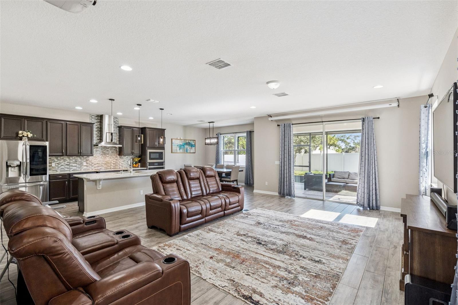 Image 6 of 58 For 1457 Paget Cove