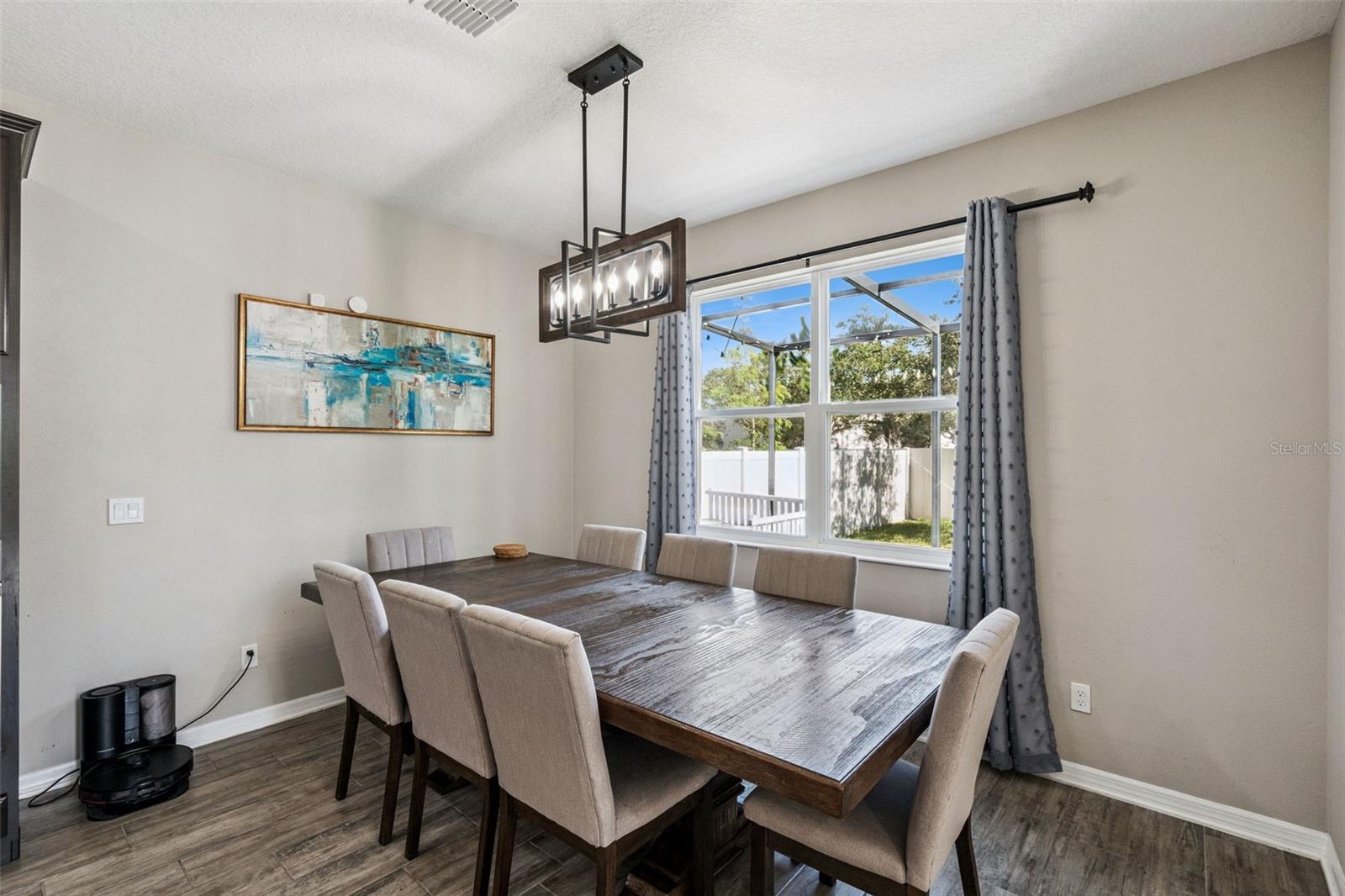 Image 9 of 58 For 1457 Paget Cove