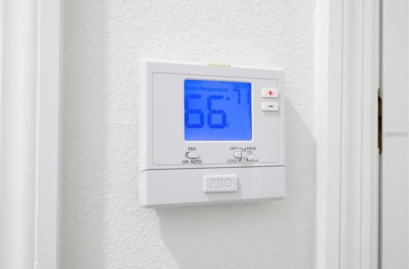 Listing photo id 38 for 3812 Eunice Drive