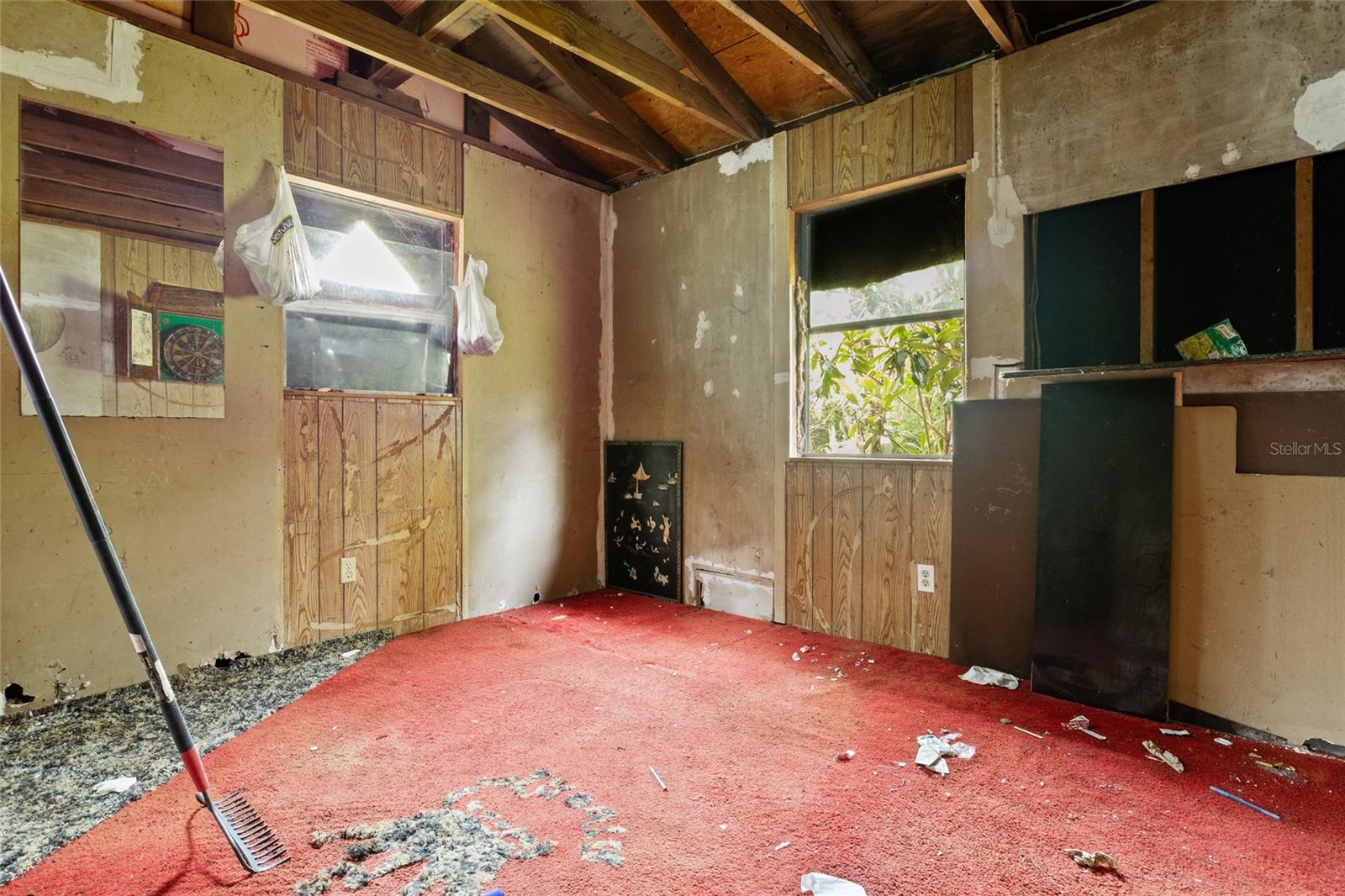 Image 20 of 54 For 465 Hazzard Lane