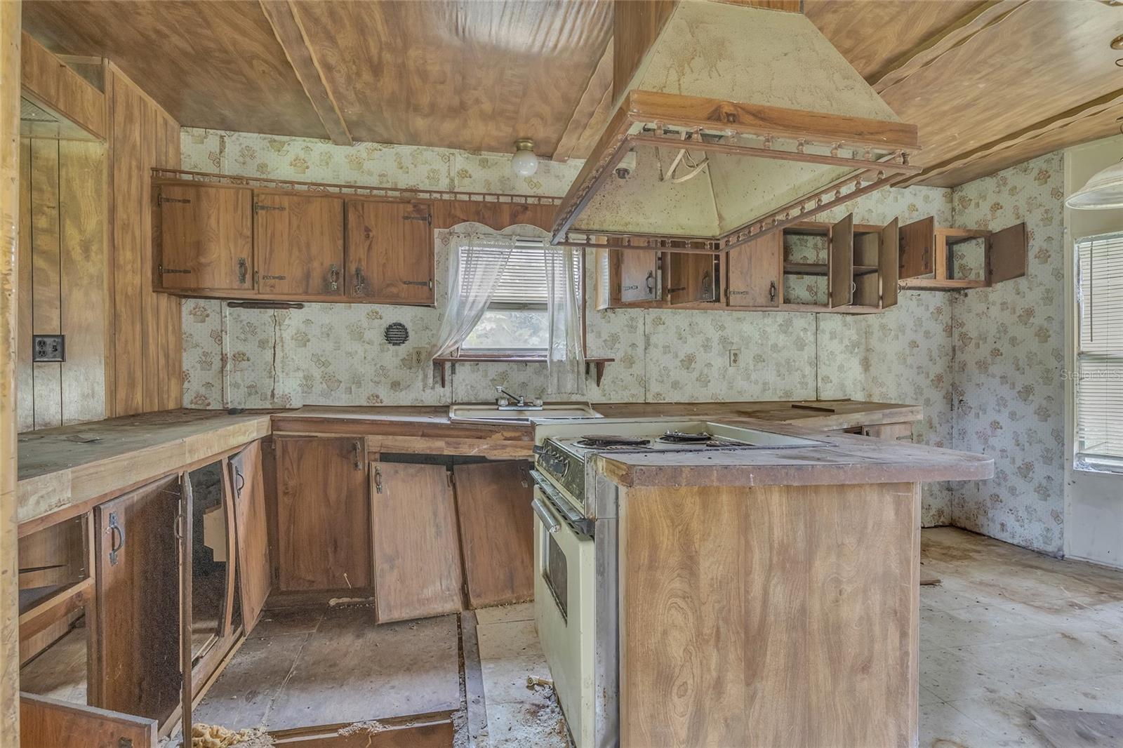 Image 52 of 54 For 465 Hazzard Lane