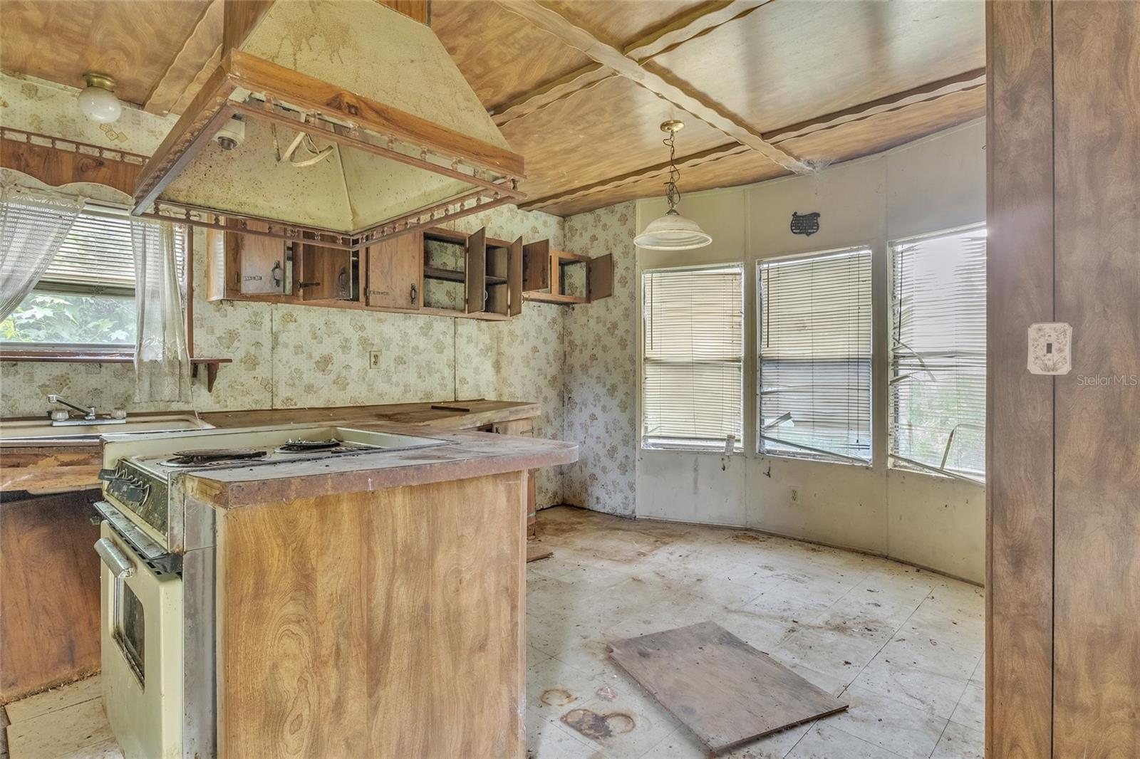 Image 53 of 54 For 465 Hazzard Lane