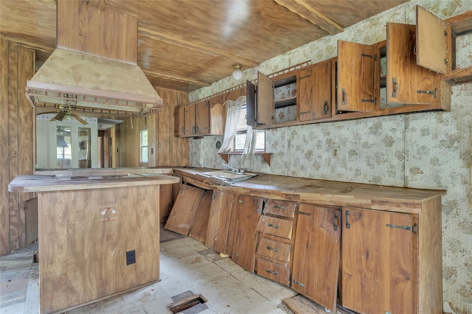 Image 54 of 54 For 465 Hazzard Lane