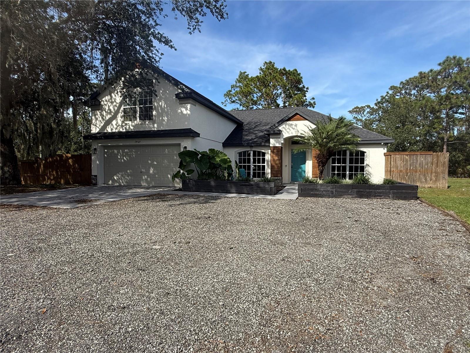 Image 3 of 47 For 19509 Sheldon Street