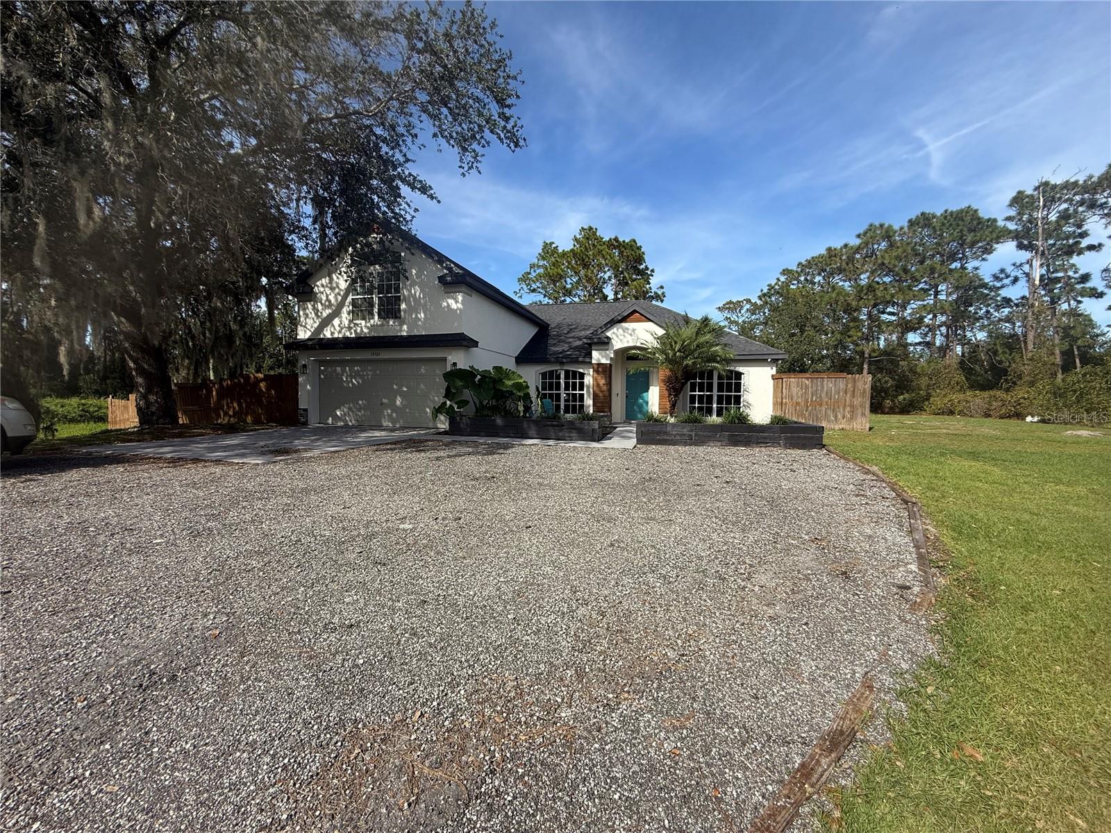 Image 4 of 47 For 19509 Sheldon Street