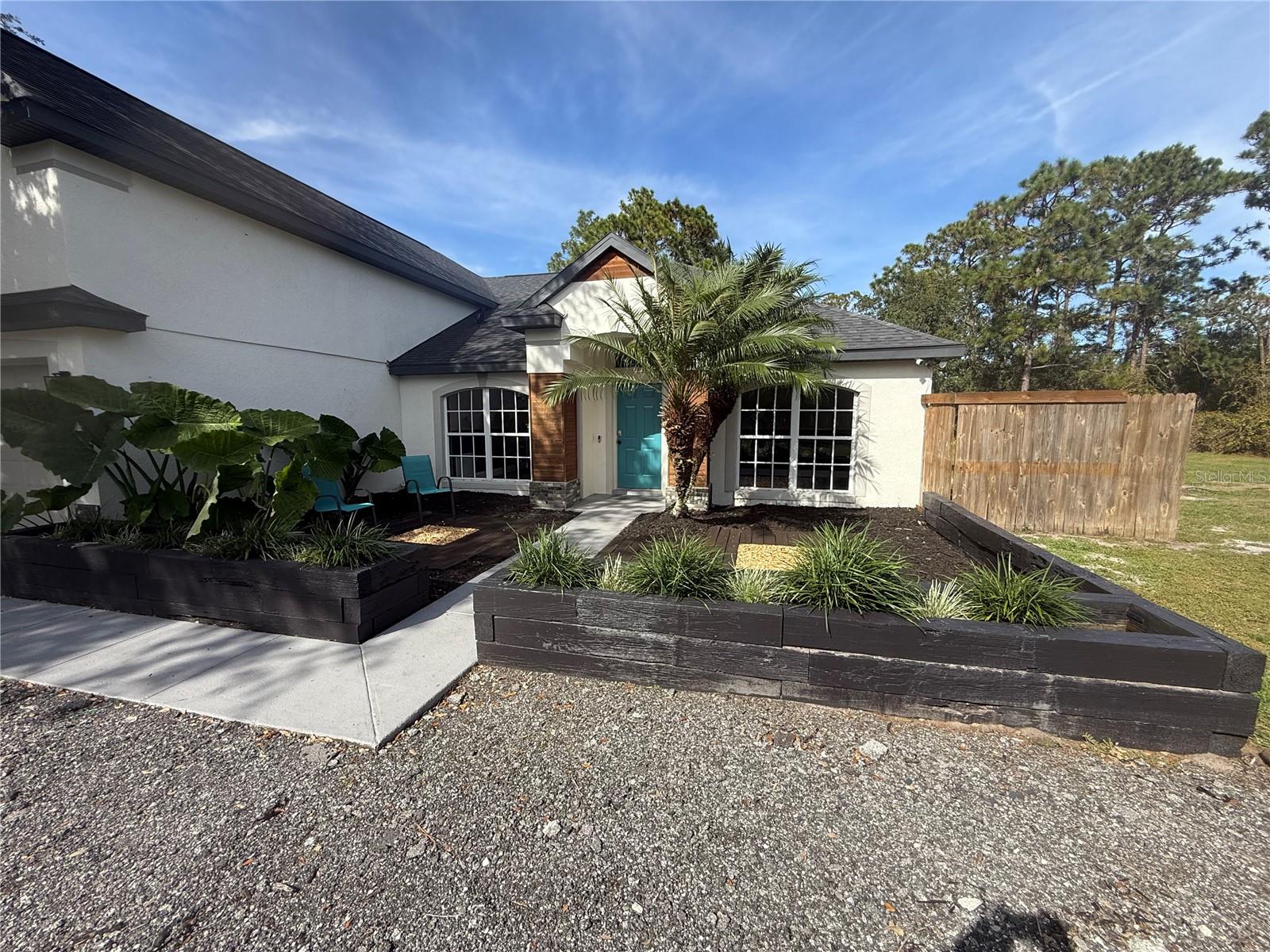 Image 5 of 47 For 19509 Sheldon Street