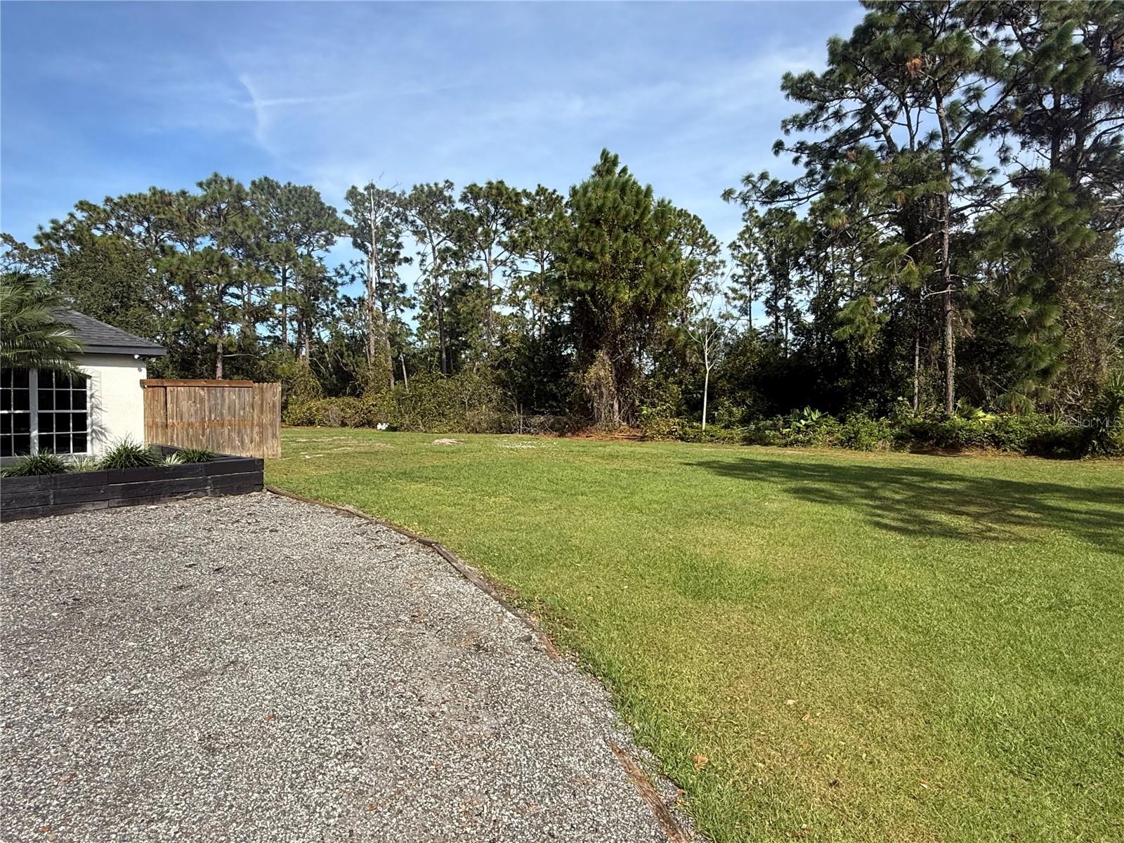 Image 6 of 47 For 19509 Sheldon Street