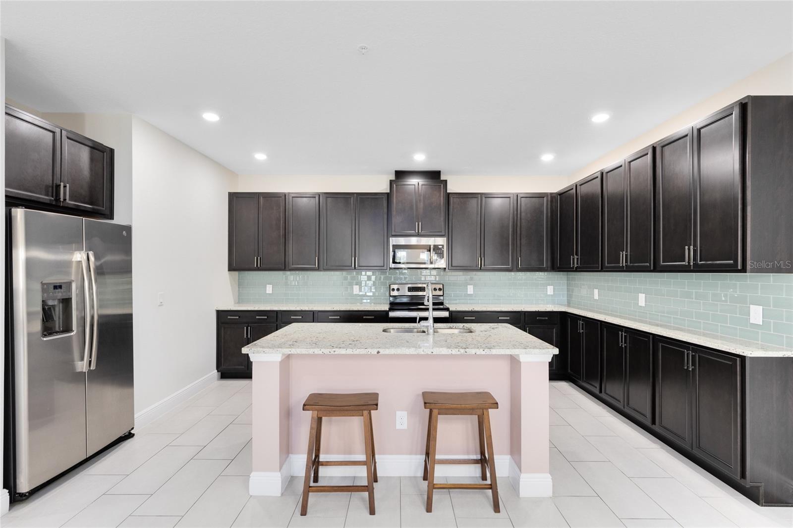 Image 2 of 34 For 13444 Stoddart Avenue