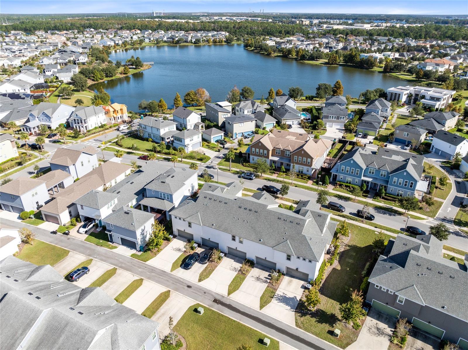 Image 20 of 34 For 13444 Stoddart Avenue