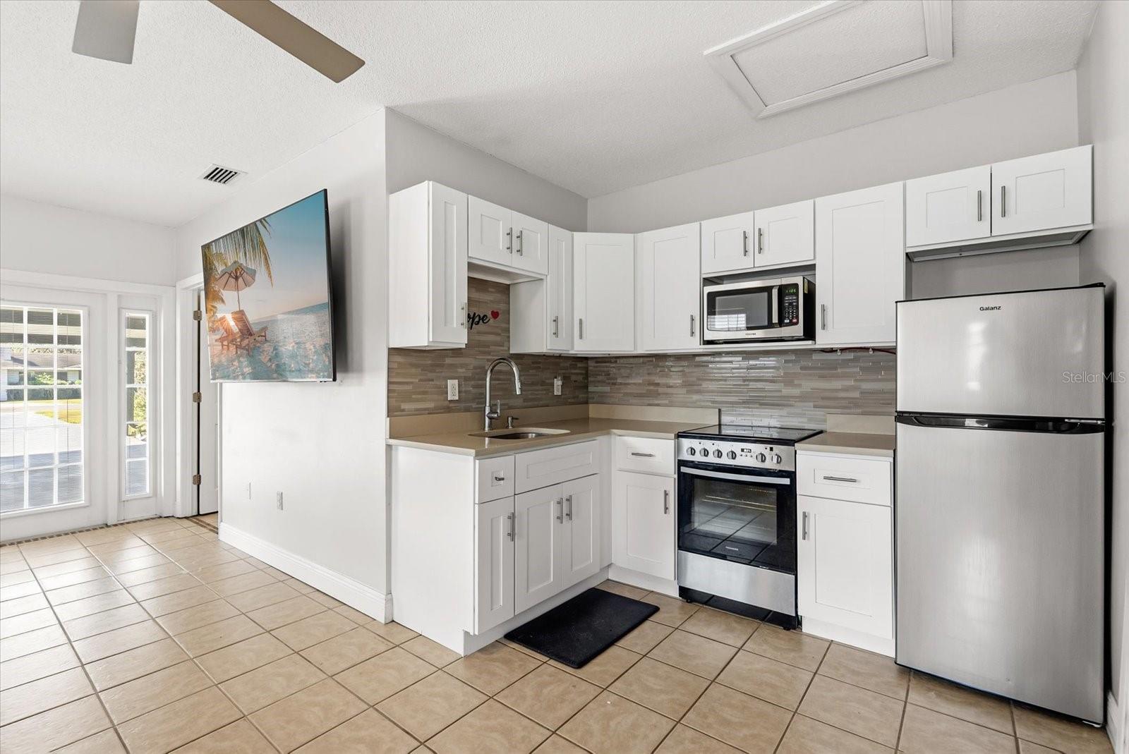 Image 8 of 32 For 7209 Grace Road