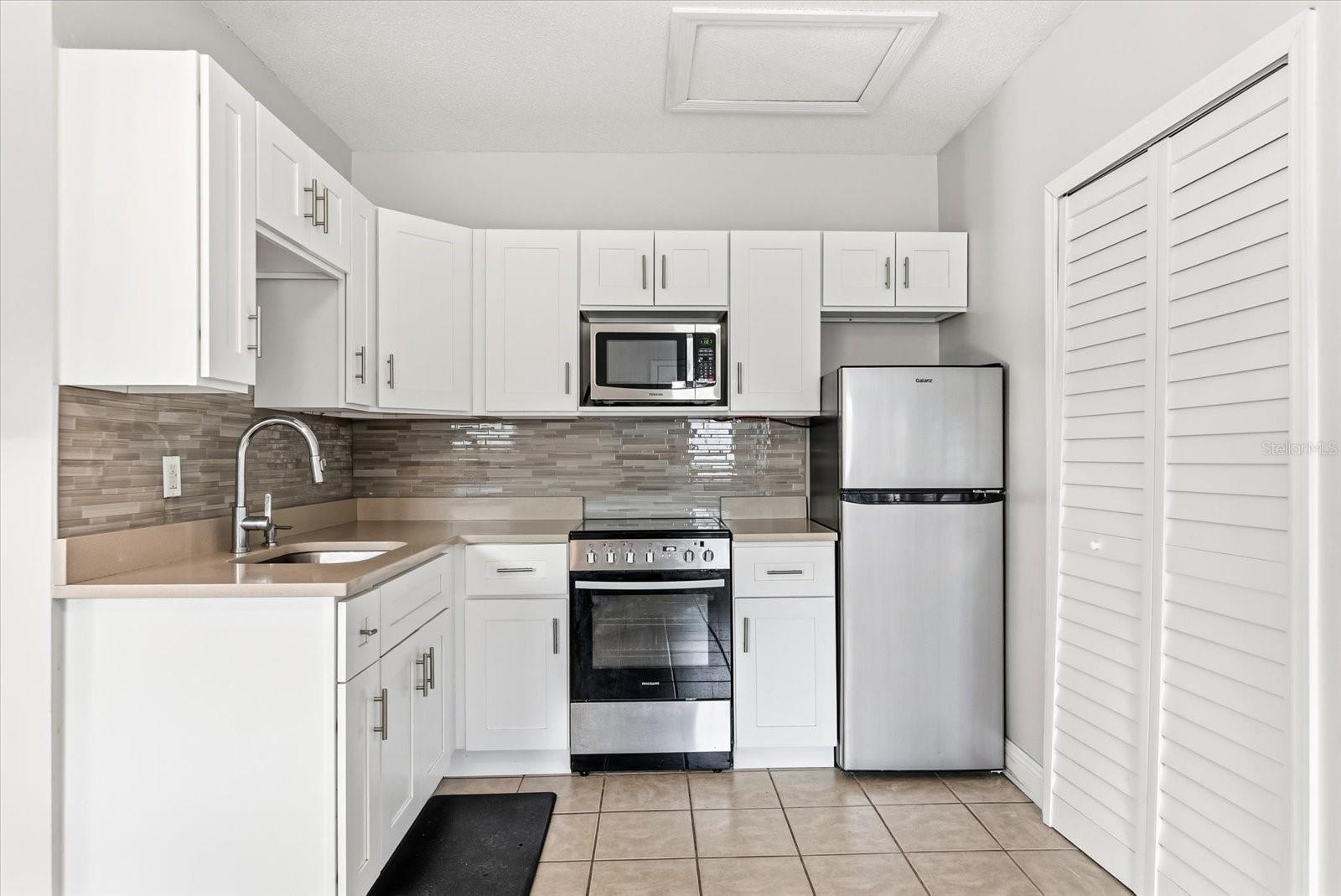 Image 9 of 32 For 7209 Grace Road