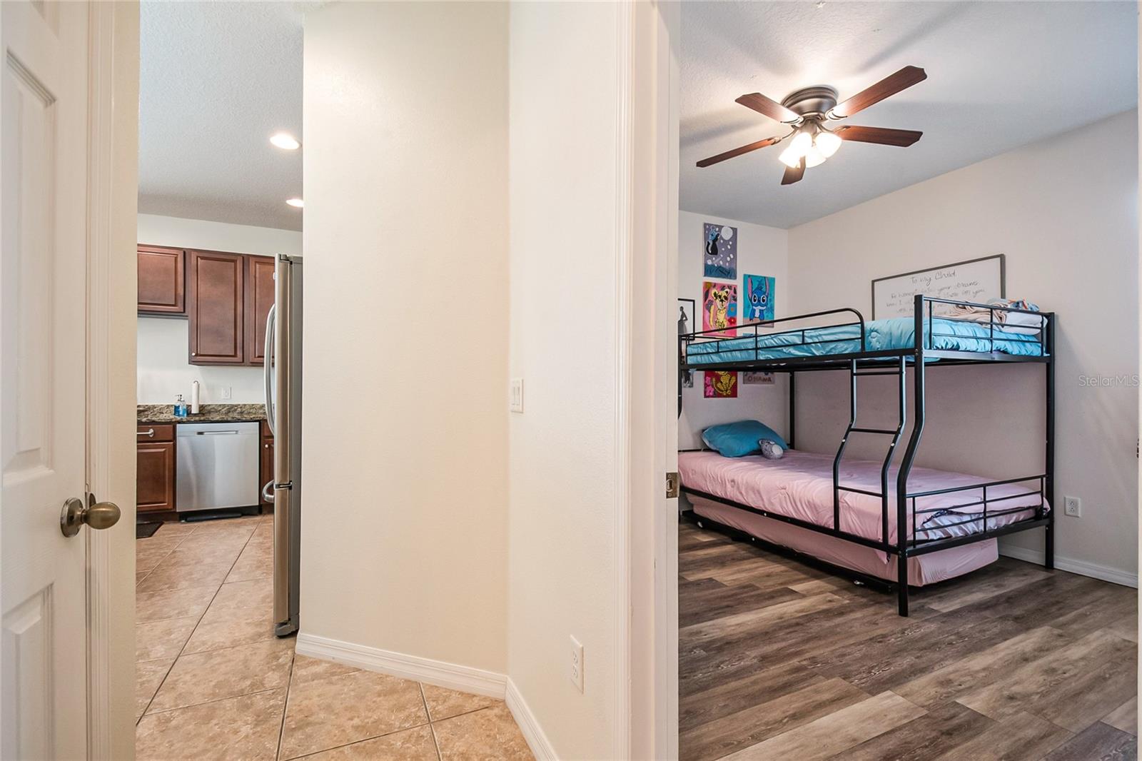 Image 25 of 44 For 3650 Creswick Circle