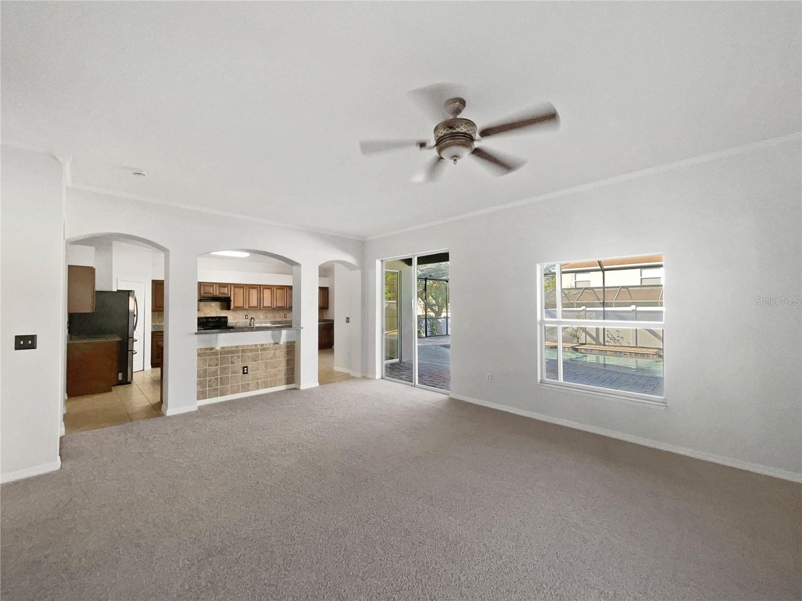 Image 12 of 33 For 2613 Queen Alberta Drive