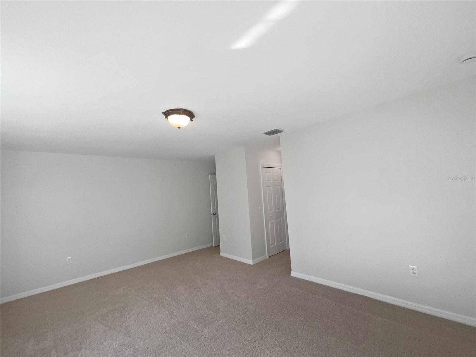 Image 18 of 33 For 2613 Queen Alberta Drive