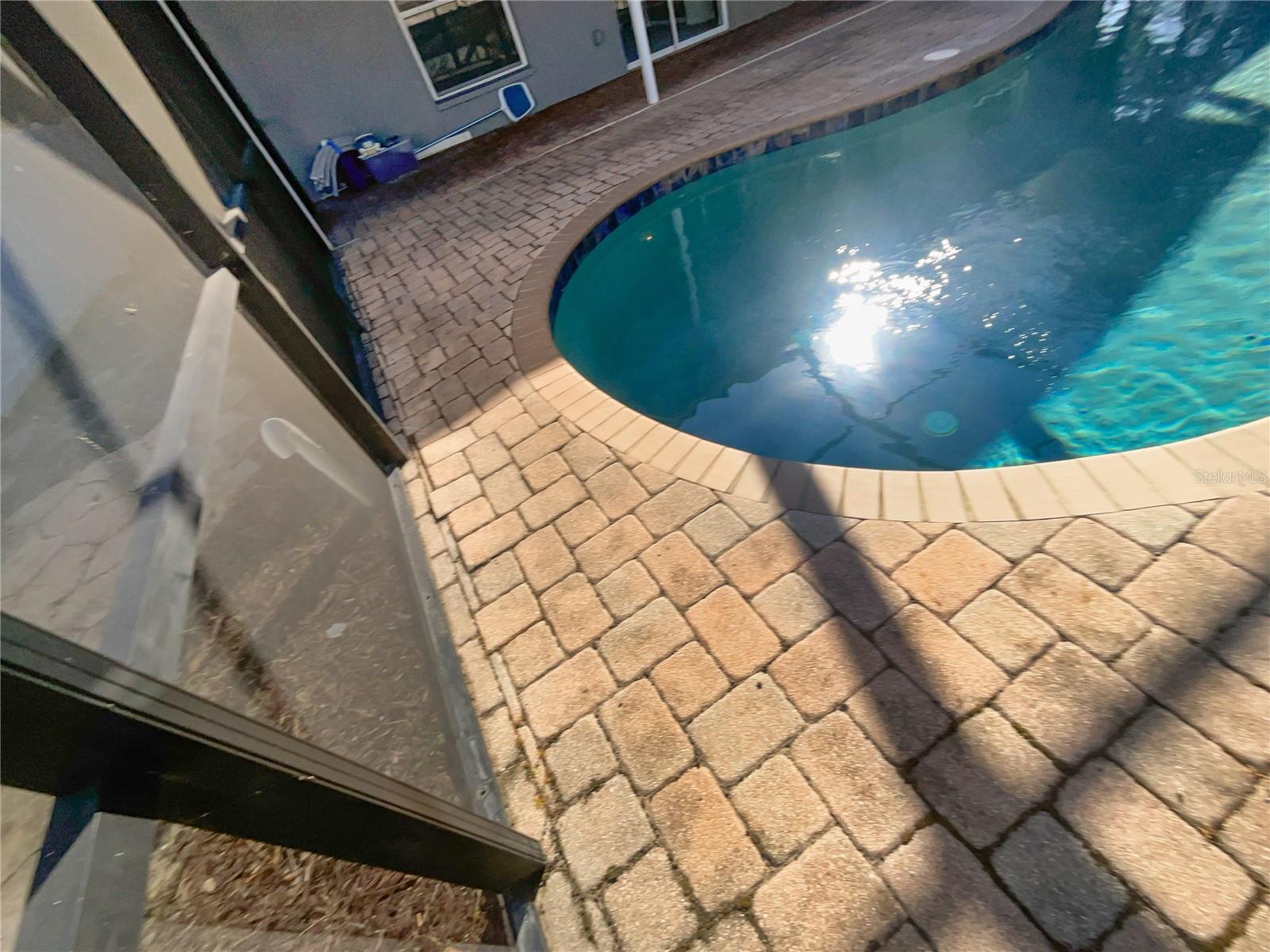 Image 30 of 33 For 2613 Queen Alberta Drive