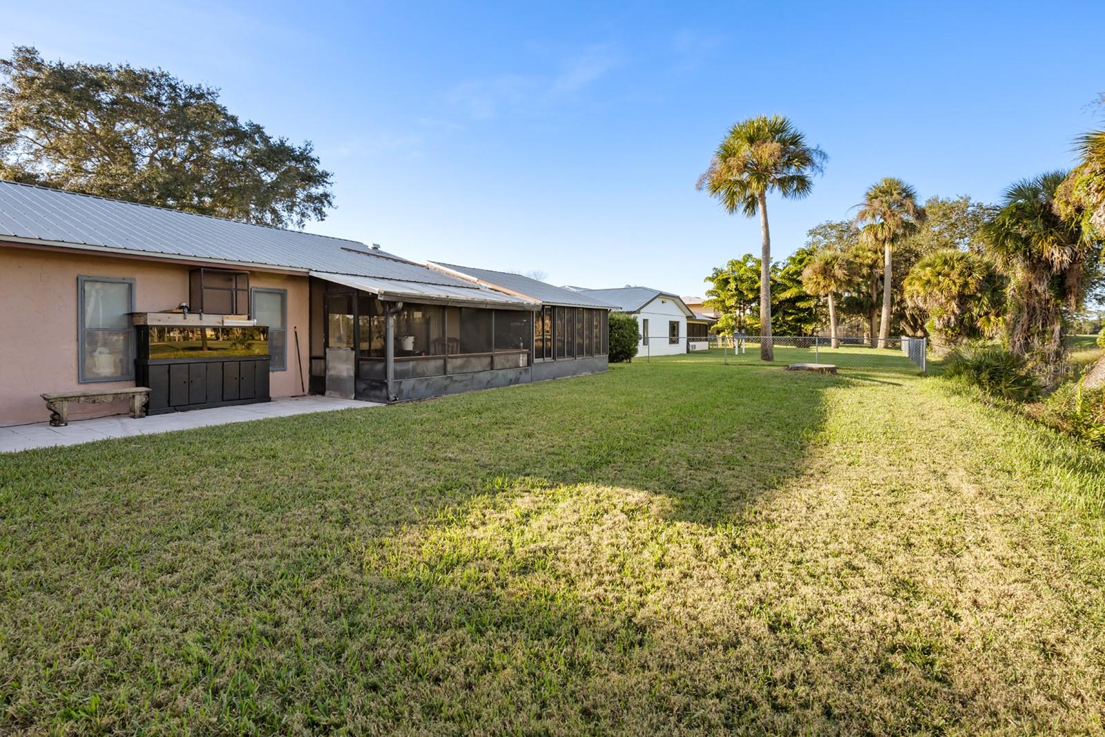 Image 22 of 43 For 715 Fairway Drive