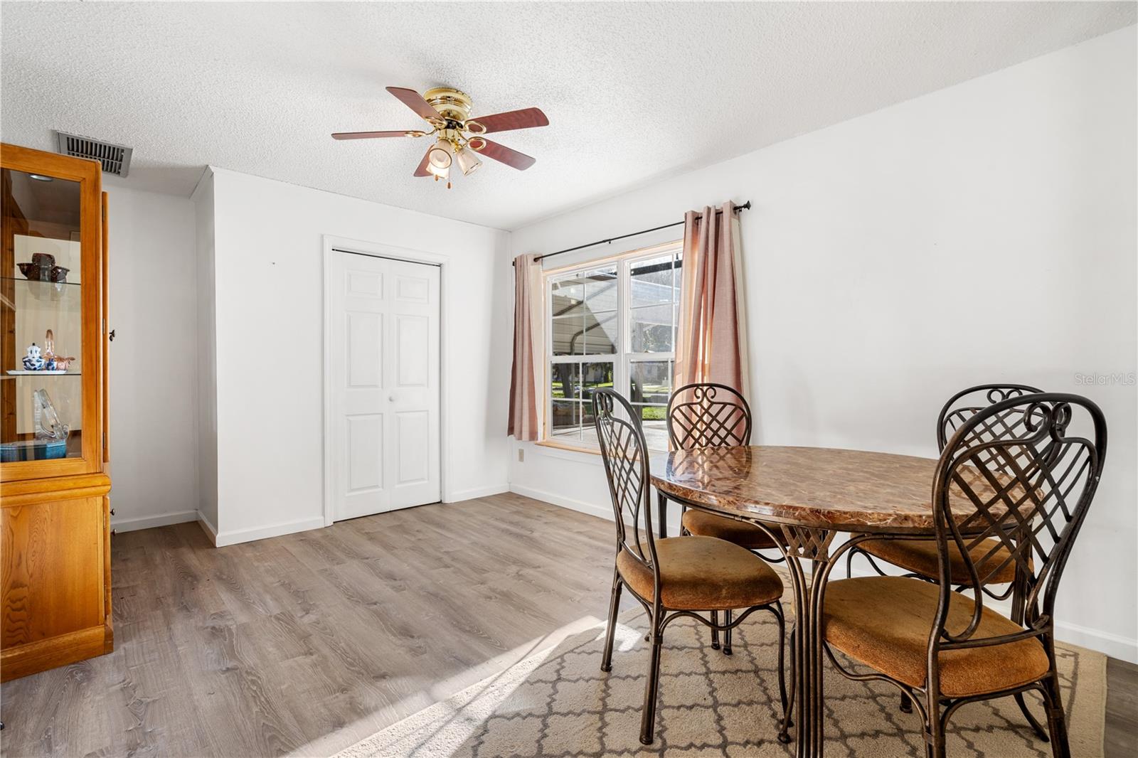 Image 28 of 43 For 715 Fairway Drive