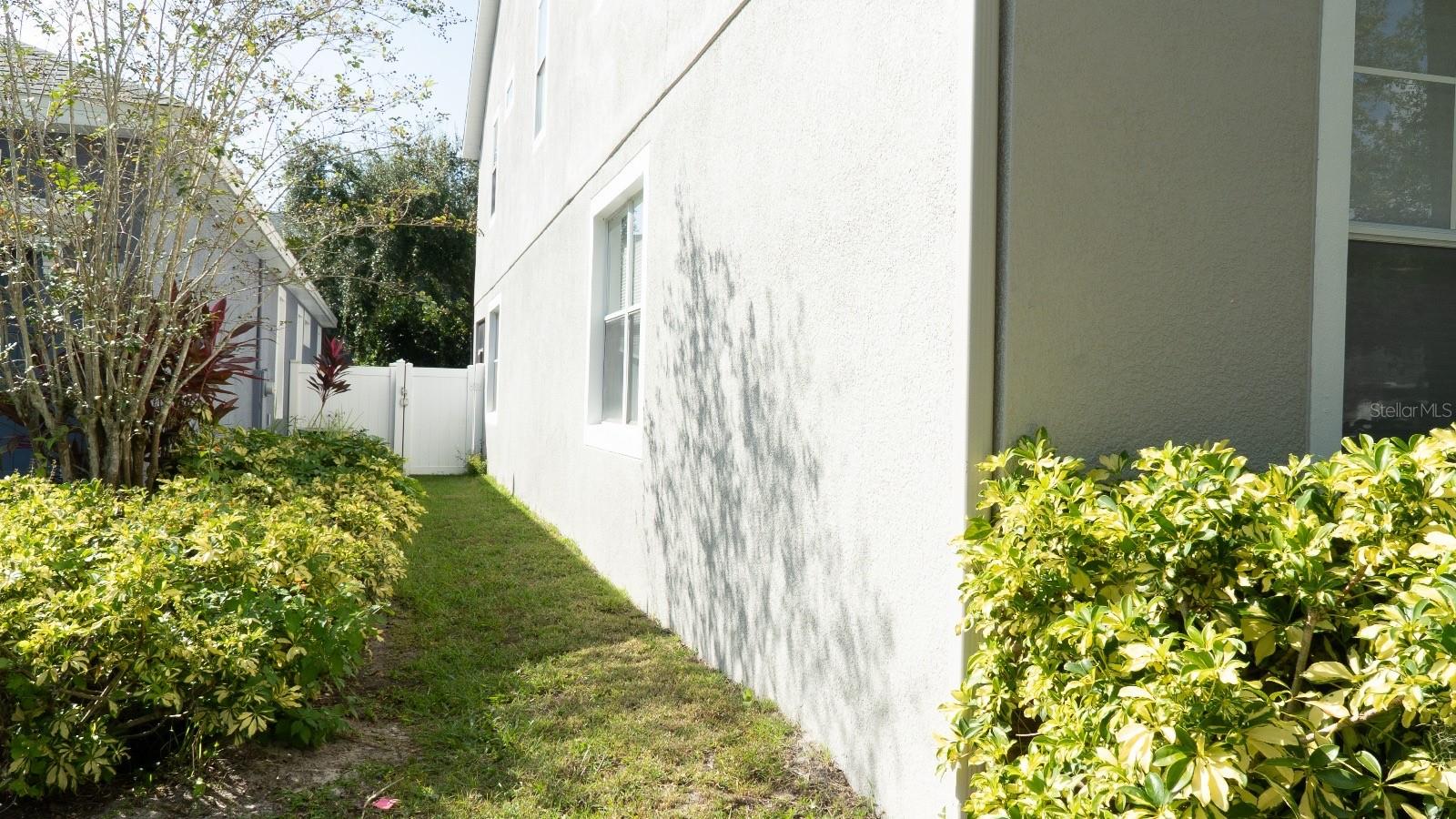 Image 12 of 56 For 4415 Blue Major Drive