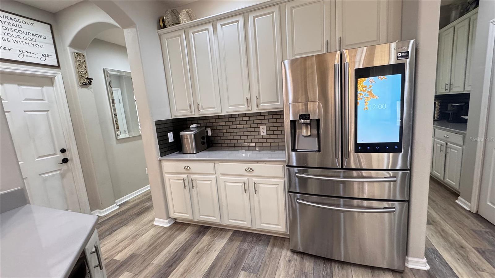 Image 19 of 56 For 4415 Blue Major Drive