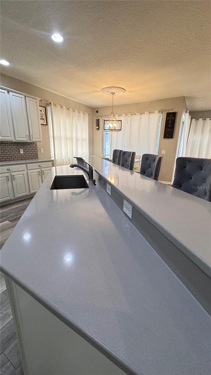 Image 21 of 56 For 4415 Blue Major Drive