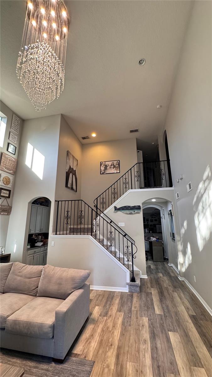 Image 4 of 56 For 4415 Blue Major Drive