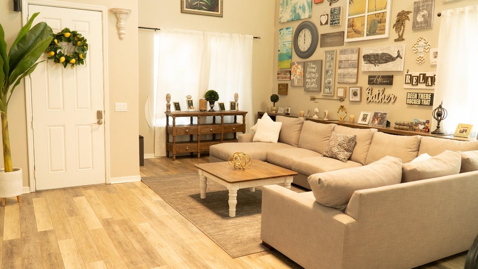 Image 9 of 56 For 4415 Blue Major Drive