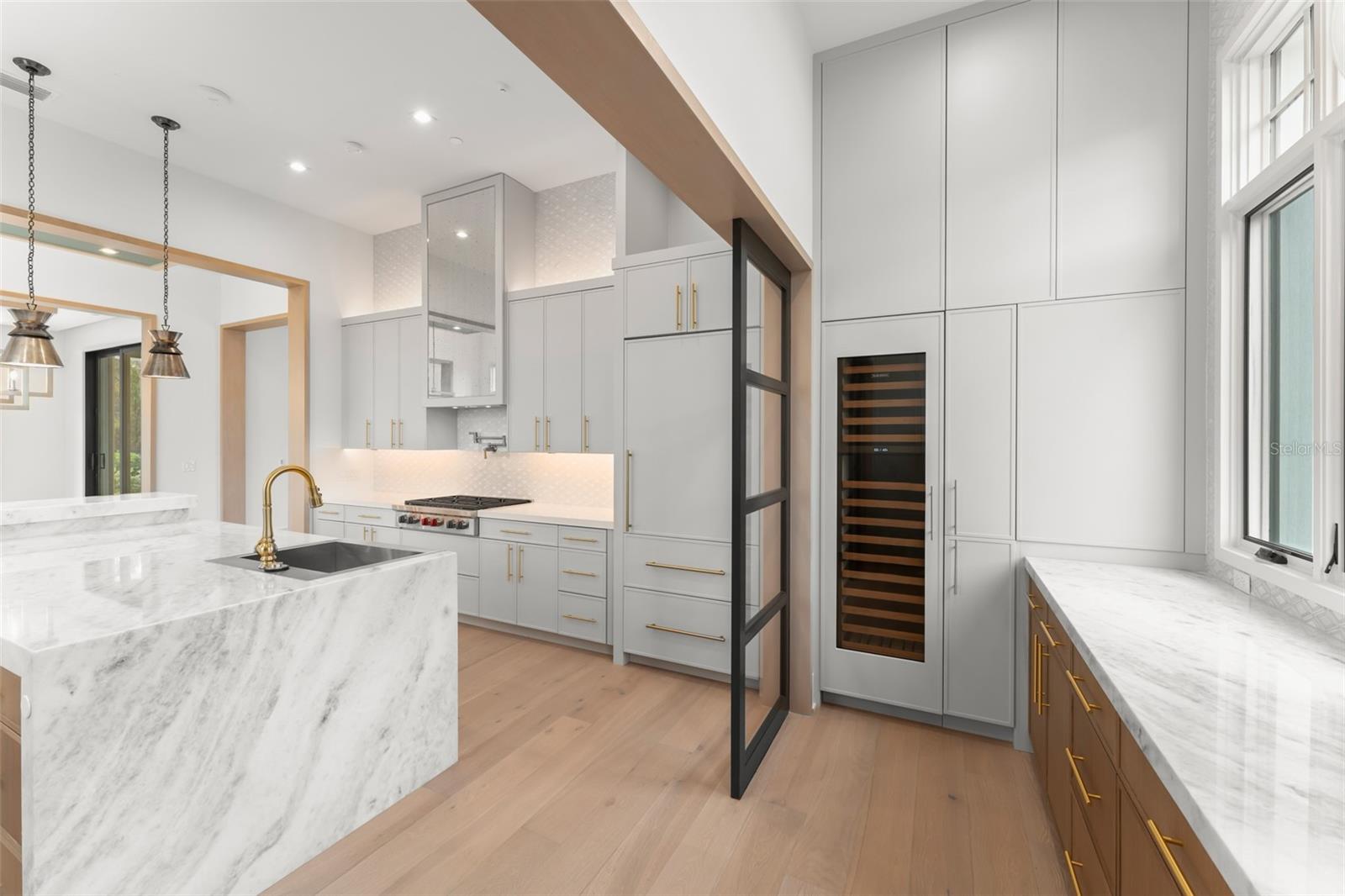 Image 15 of 47 For 4133 Grande Brick Loop 14