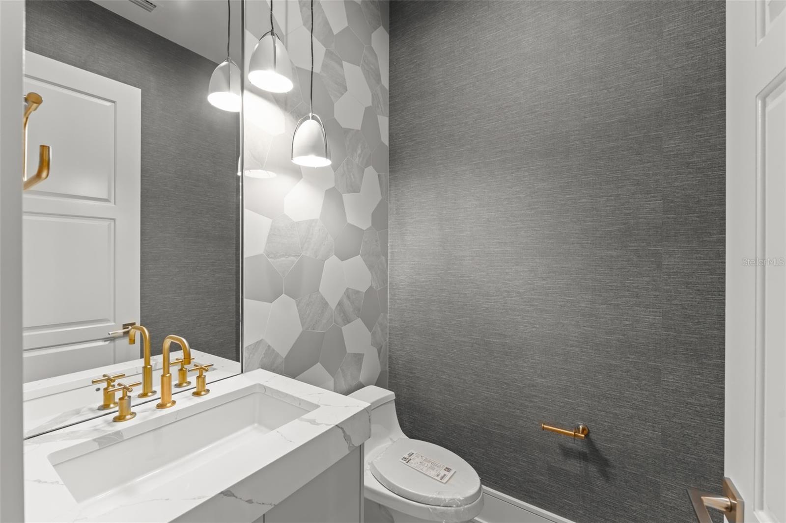 Image 19 of 47 For 4133 Grande Brick Loop 14