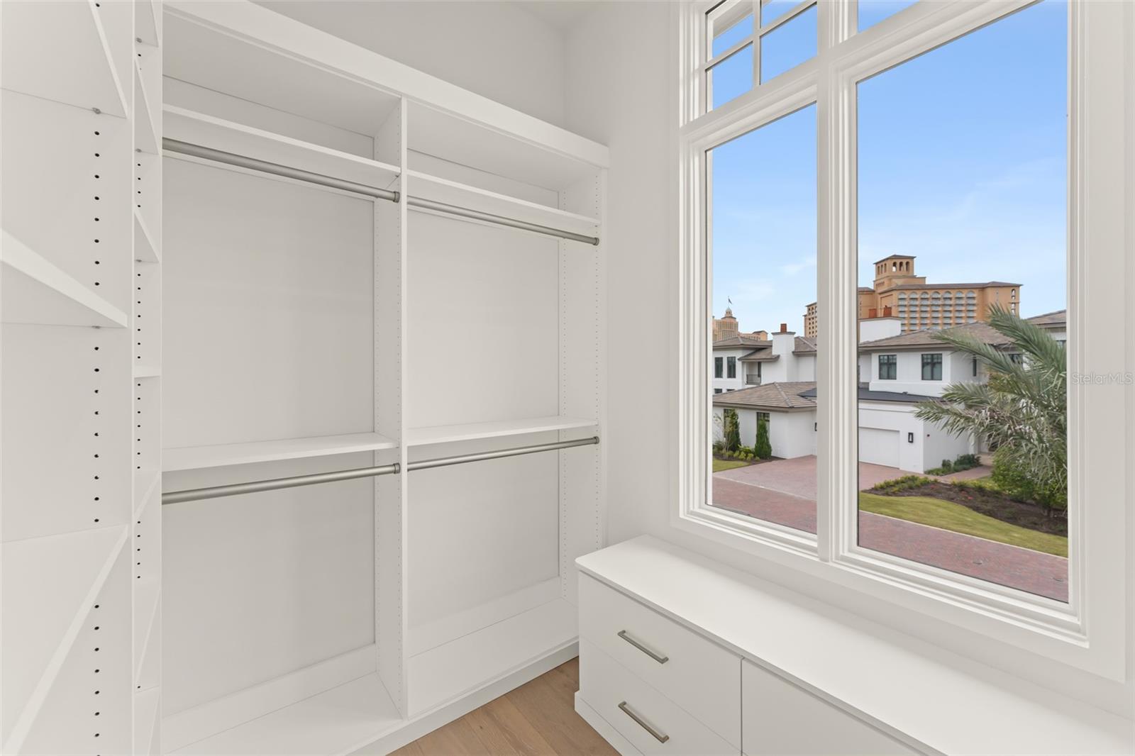 Image 33 of 47 For 4133 Grande Brick Loop 14