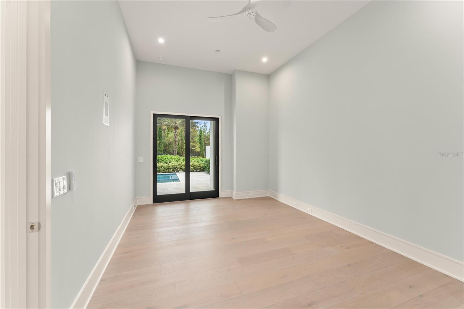 Image 34 of 47 For 4133 Grande Brick Loop 14