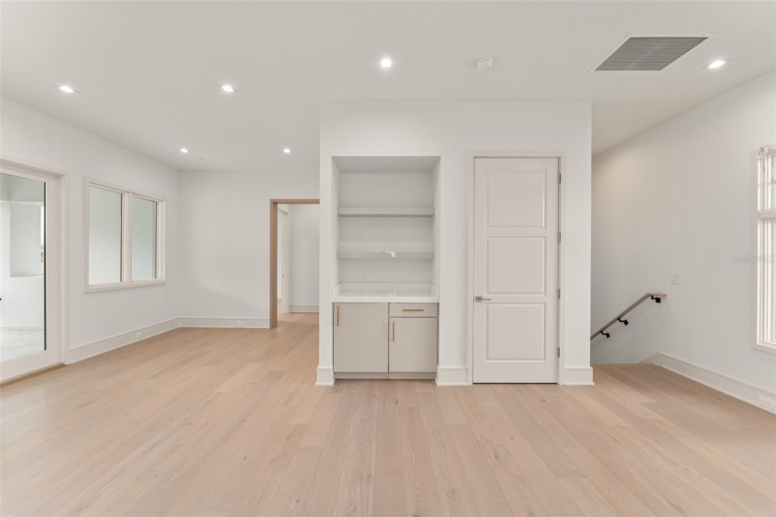 Image 36 of 47 For 4133 Grande Brick Loop 14