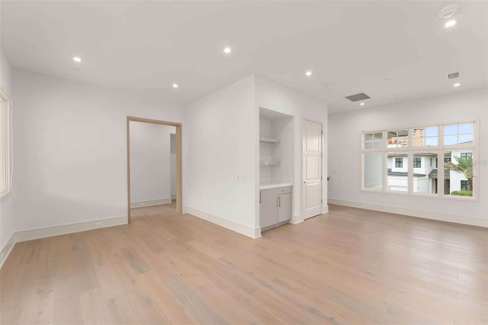 Image 37 of 47 For 4133 Grande Brick Loop 14