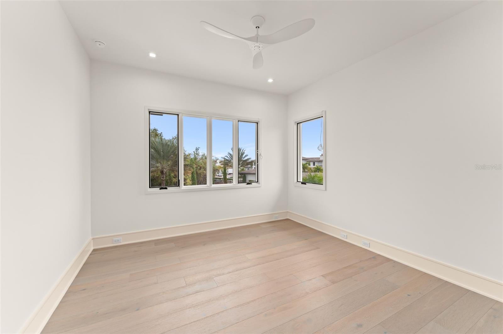 Image 38 of 47 For 4133 Grande Brick Loop 14